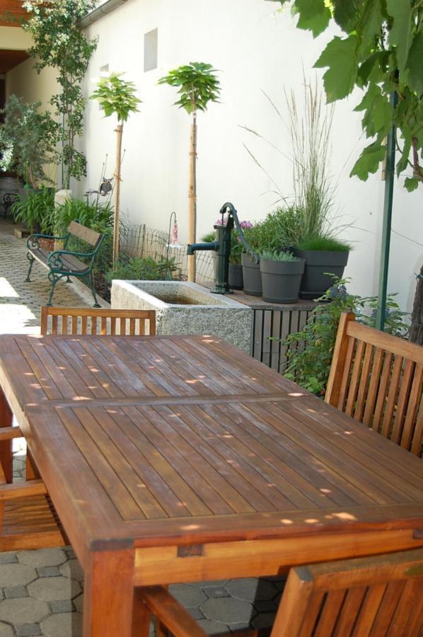 Ferienwohnung Weingut Krikler Weiden am See Exterior foto