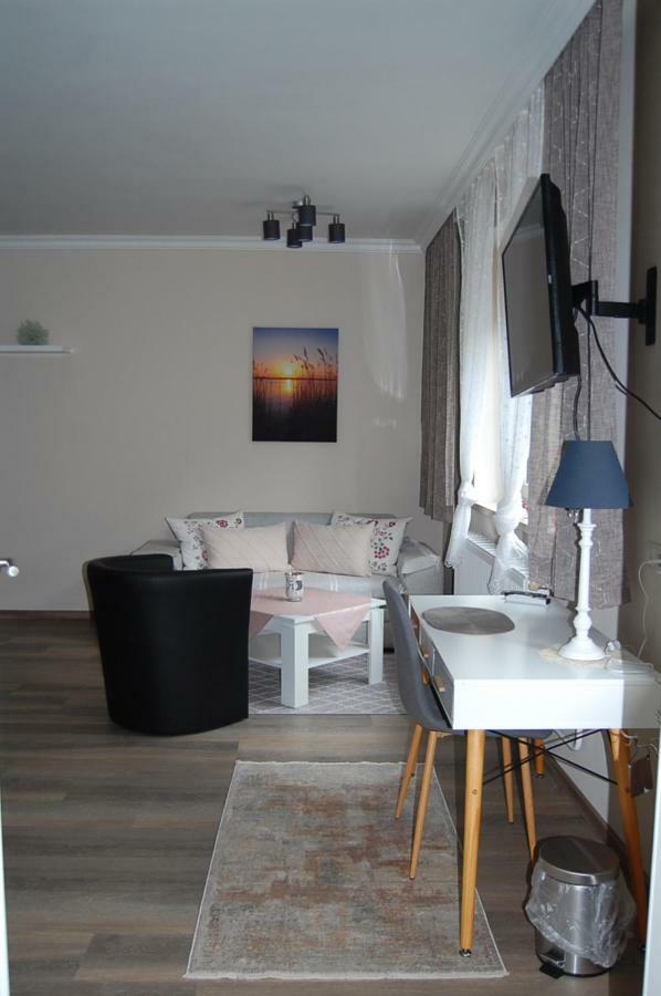 Ferienwohnung Weingut Krikler Weiden am See Exterior foto